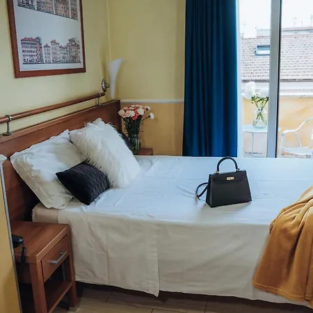 Windrose Hotel Rom